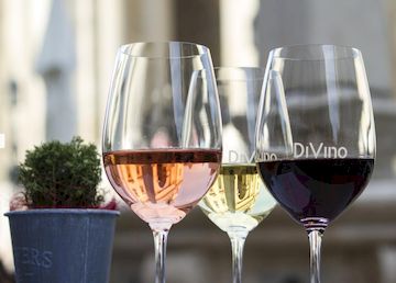 вино в DiVino Bazilika 